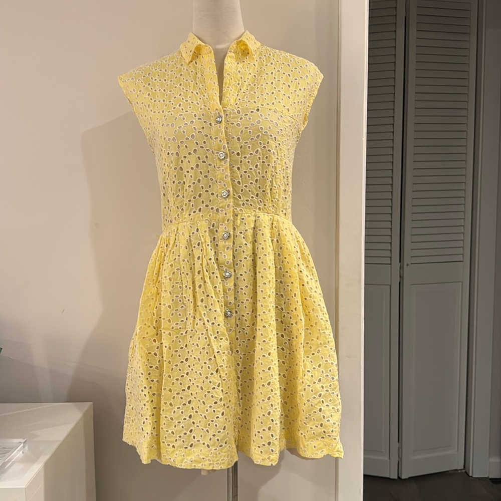 BETSEY JOHNSON Butter Yellow eyelet short sleeve dress sz 6